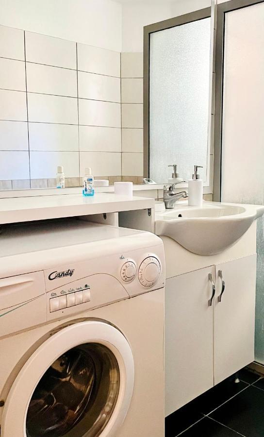 Luel Central Apartament 티라나 외부 사진