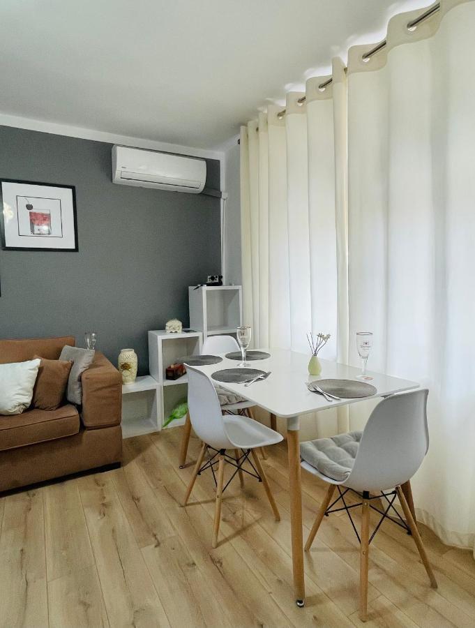 Luel Central Apartament 티라나 외부 사진