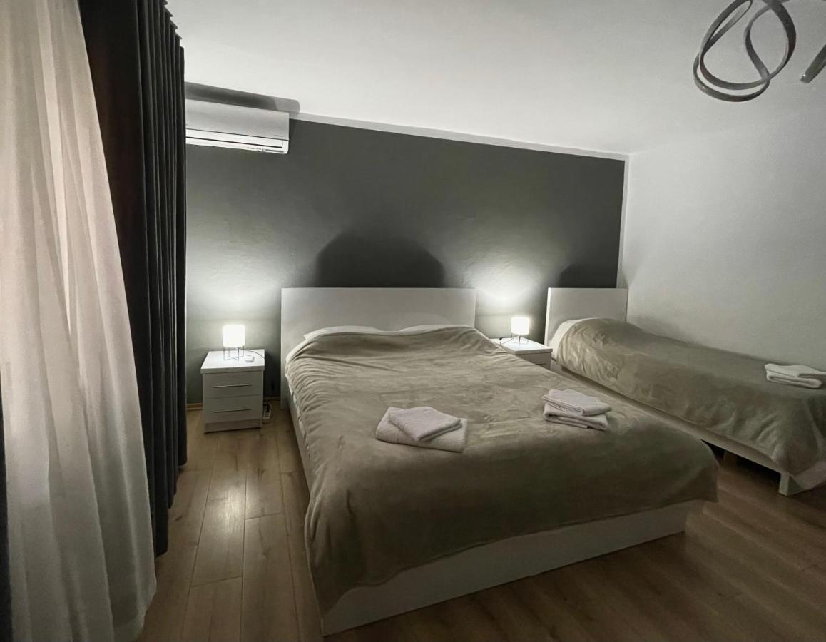 Luel Central Apartament 티라나 외부 사진